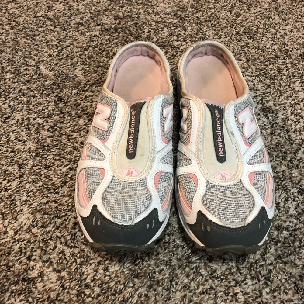 Womens slip on new balance shoes size 11